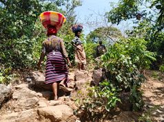 Kindia, Mont Gangan : vivre au sommet de l’isolement et de la précarité.