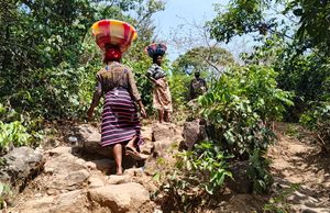 Kindia, Mont Gangan : vivre au sommet de l’isolement et de la précarité.