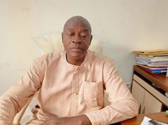 Accès à l’information en Guinée : Hassane Kaba appelle à préserver le droit des journalistes aux sources.